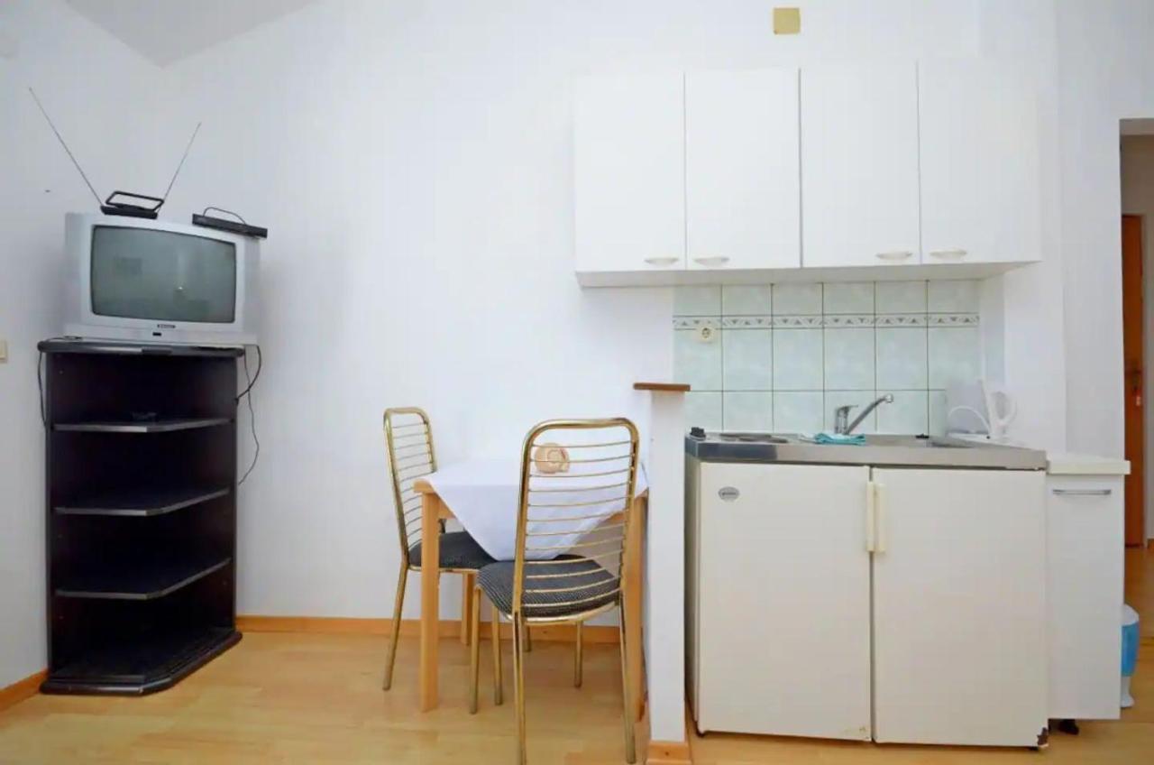 Apartments And Rooms Barbara Lastovo Ngoại thất bức ảnh