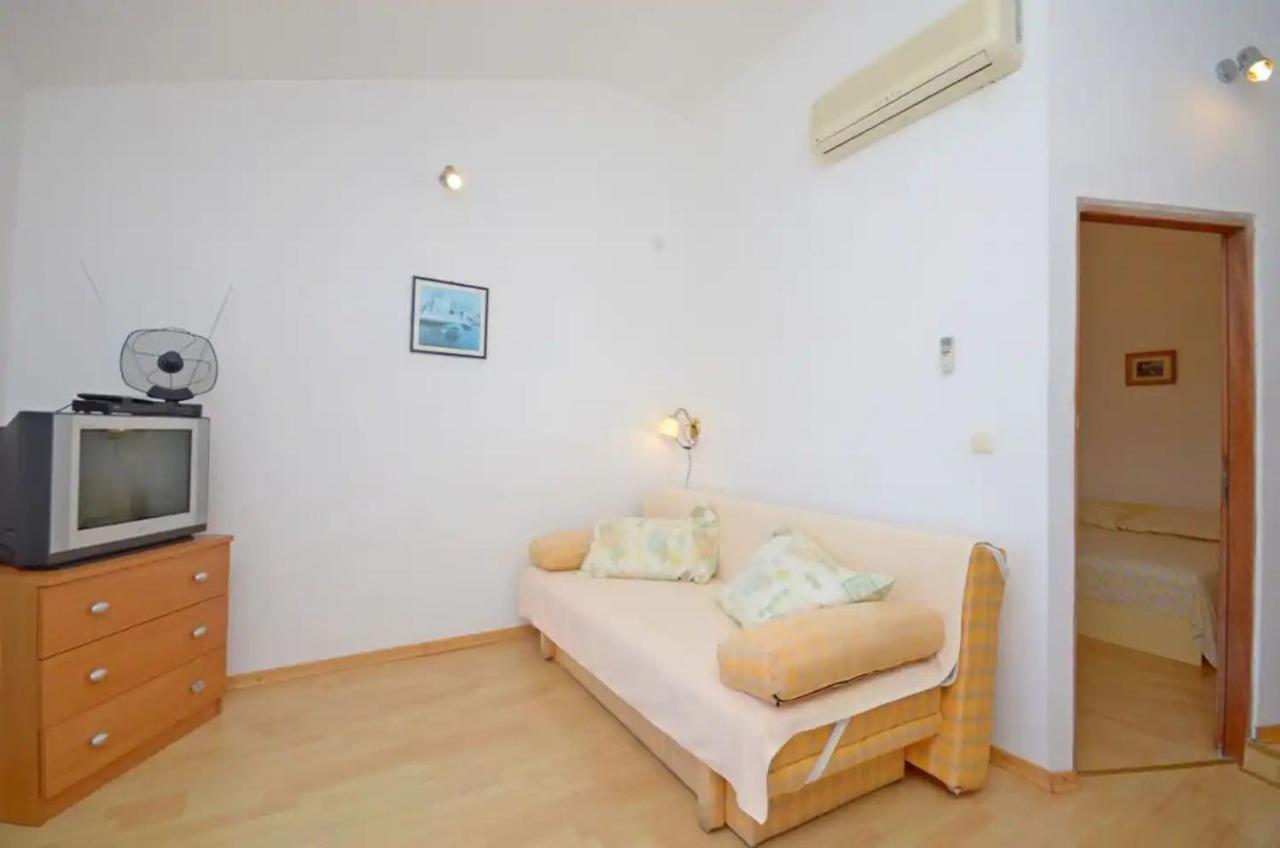 Apartments And Rooms Barbara Lastovo Ngoại thất bức ảnh