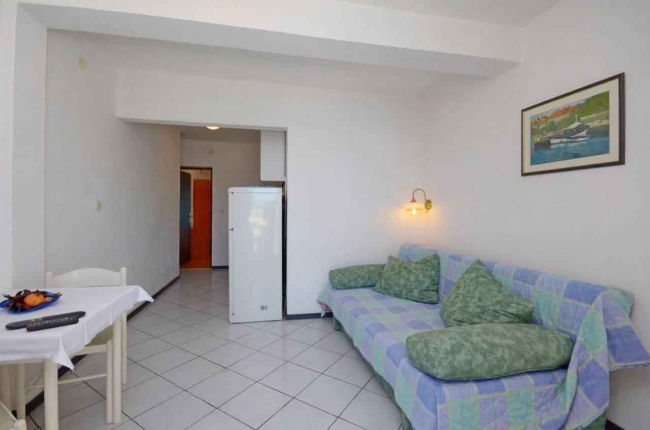 Apartments And Rooms Barbara Lastovo Ngoại thất bức ảnh