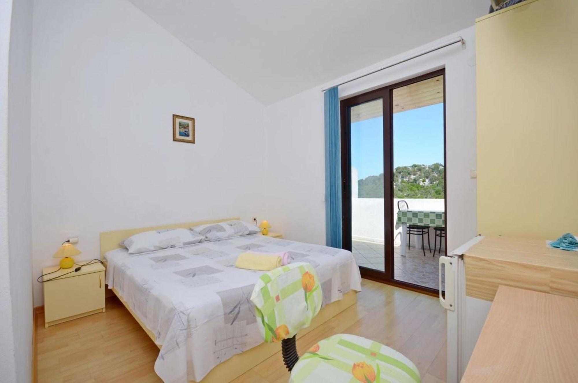 Apartments And Rooms Barbara Lastovo Ngoại thất bức ảnh